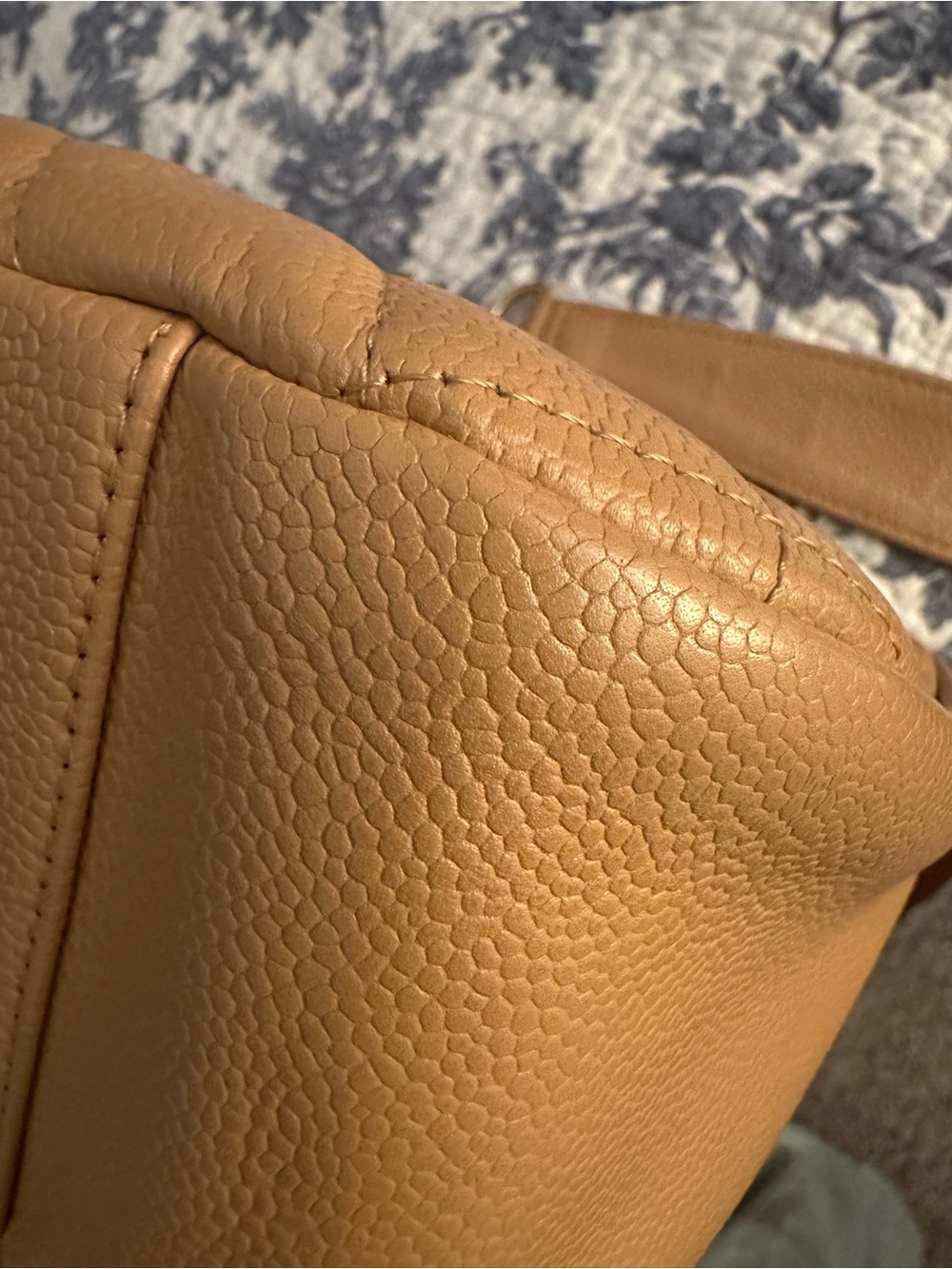 SOLD ♥️ Chanel Vintage Shoulder Bag - Caviar Leather - Vintage Chanel Hobo Bag - Picture 13 of 17